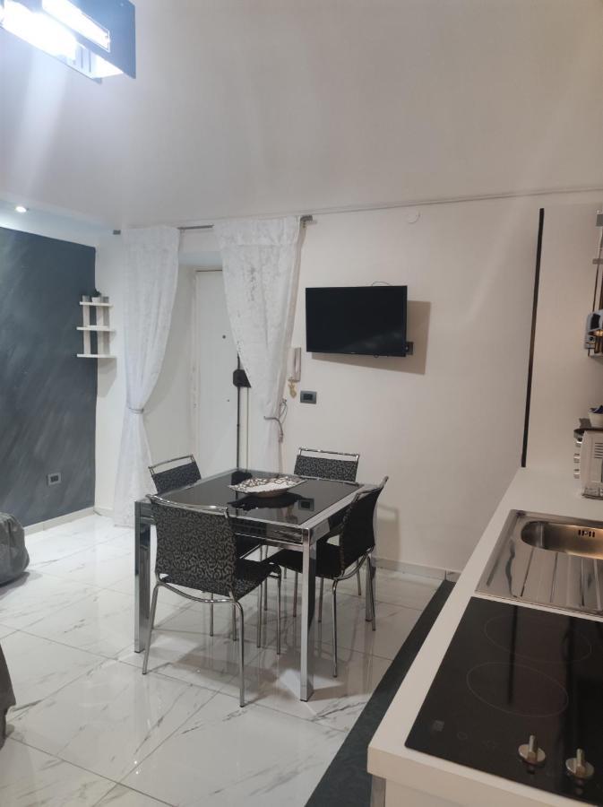La Casa Di Titina Lägenhet Neapel Exteriör bild